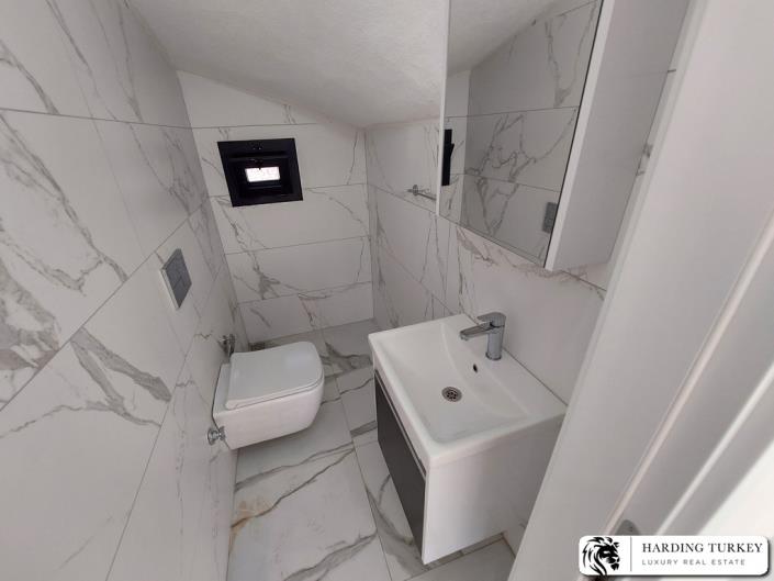 Image No.8-3 Bed Villa / Detached for sale