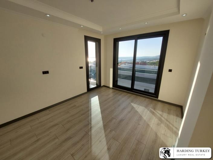 Image No.10-3 Bed Villa / Detached for sale