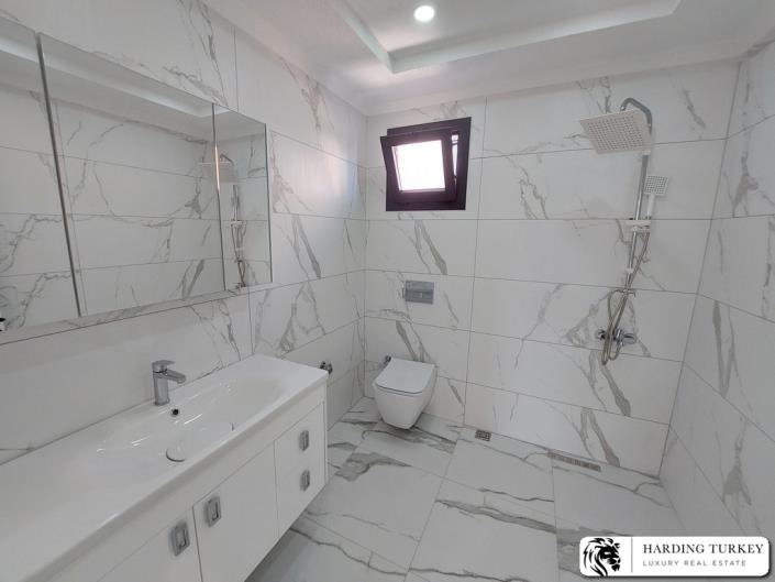 Image No.13-3 Bed Villa / Detached for sale