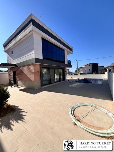 Image No.27-3 Bed Villa / Detached for sale