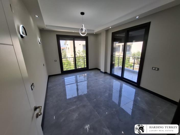 Image No.13-3 Bed Villa / Detached for sale