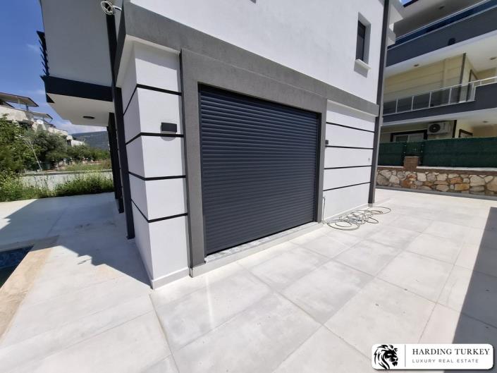 Image No.27-3 Bed Villa / Detached for sale