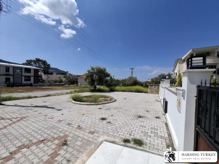 Image No.30-3 Bed Villa / Detached for sale