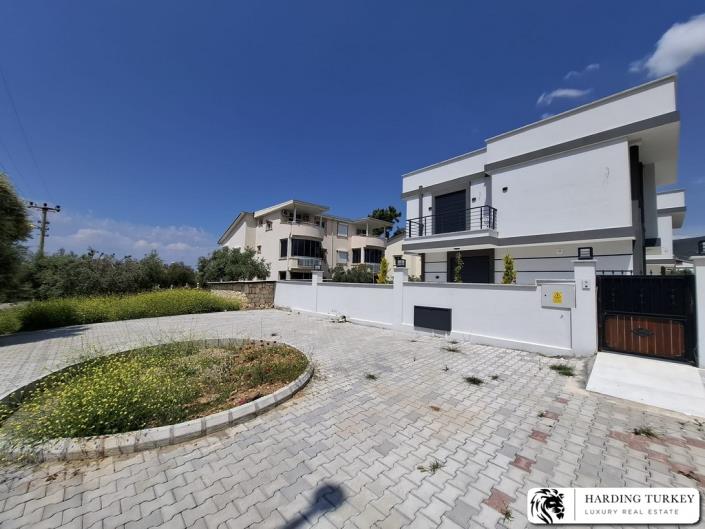 Image No.31-3 Bed Villa / Detached for sale