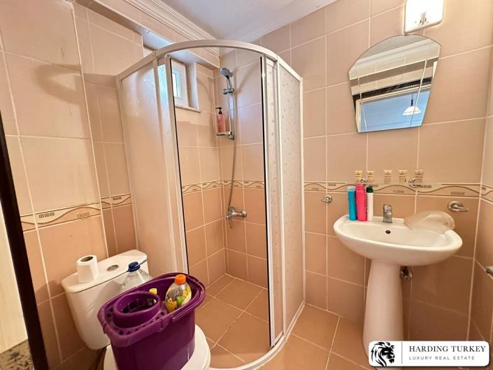 Image No.10-3 Bed Apartment for sale