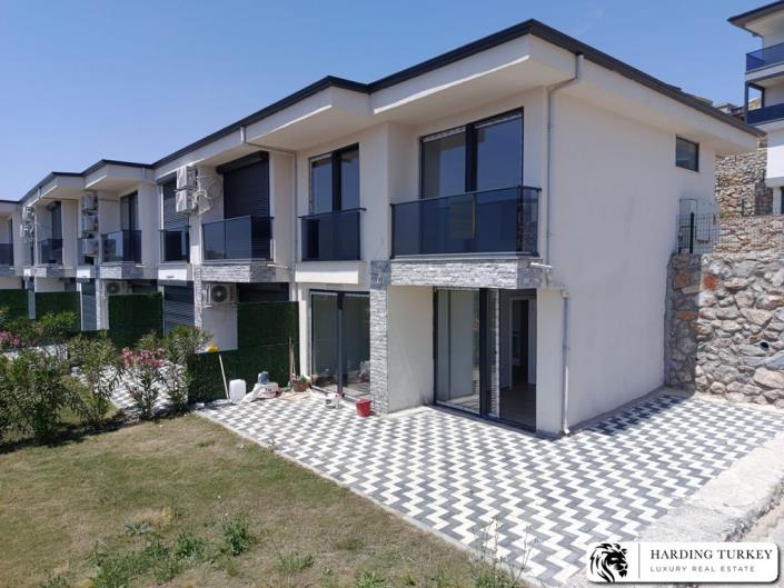Image No.1-Jumelé de 3 chambres à vendre à Akbuk