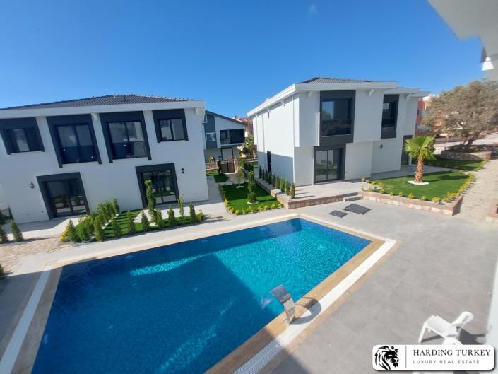 Image No.1-3 Bed Semi-Detached for sale