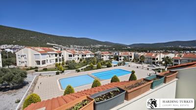 1 - Akbuk, Duplex