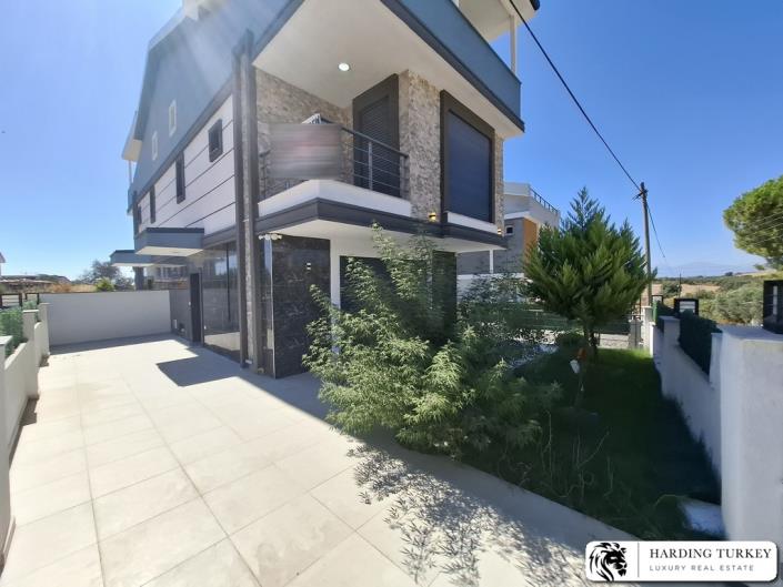 Image No.1-3 Bed Semi-Detached for sale