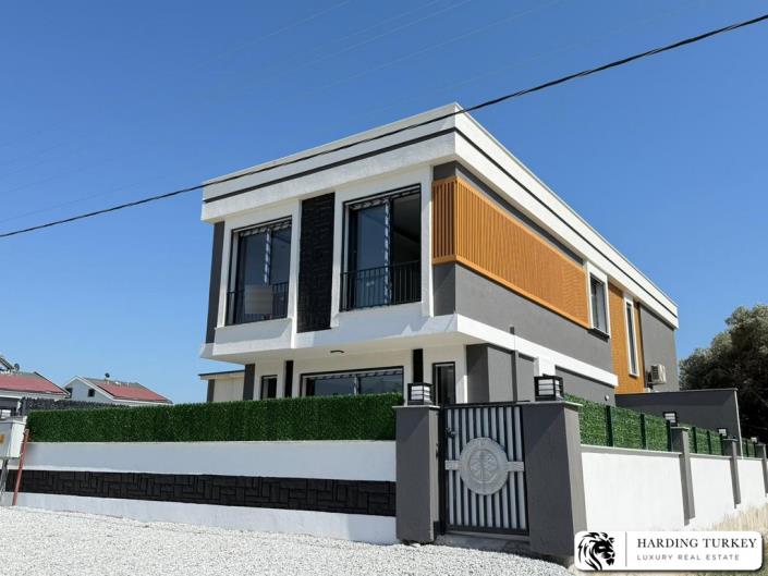 Image No.1-3 Bed Semi-Detached for sale