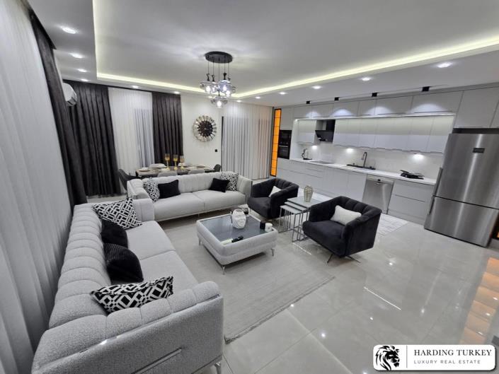 Image No.27-4 Bed Villa / Detached for sale