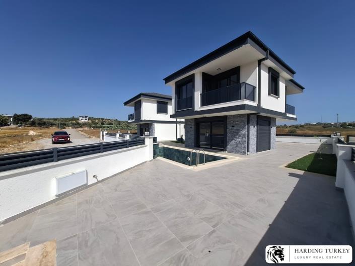 Image No.2-3 Bed Villa / Detached for sale