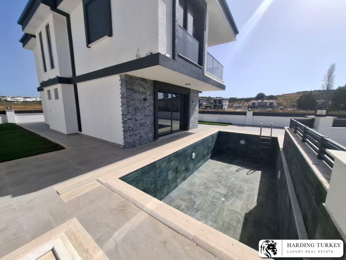 Image No.7-3 Bed Villa / Detached for sale