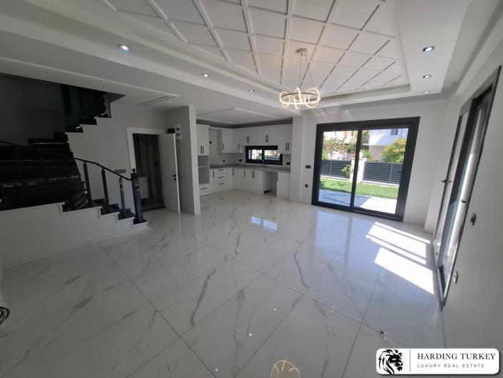 Image No.10-Jumelé de 3 chambres à vendre à Altinkum