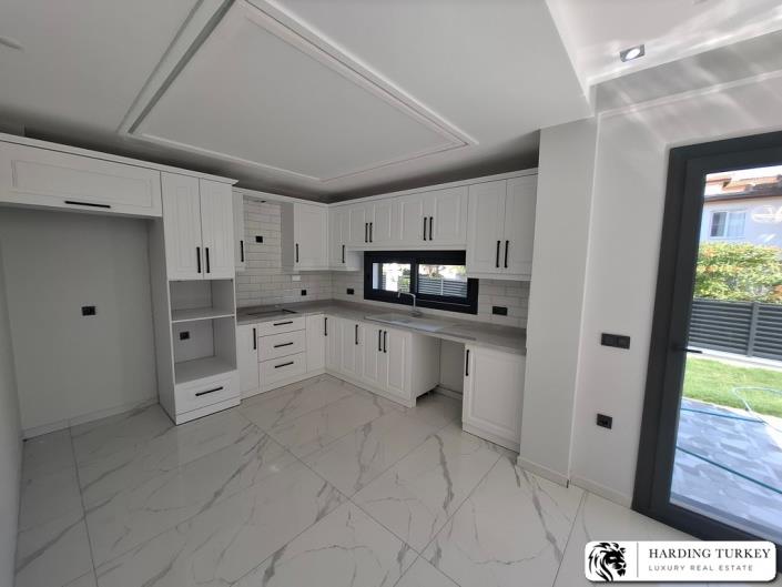 Image No.12-Jumelé de 3 chambres à vendre à Altinkum