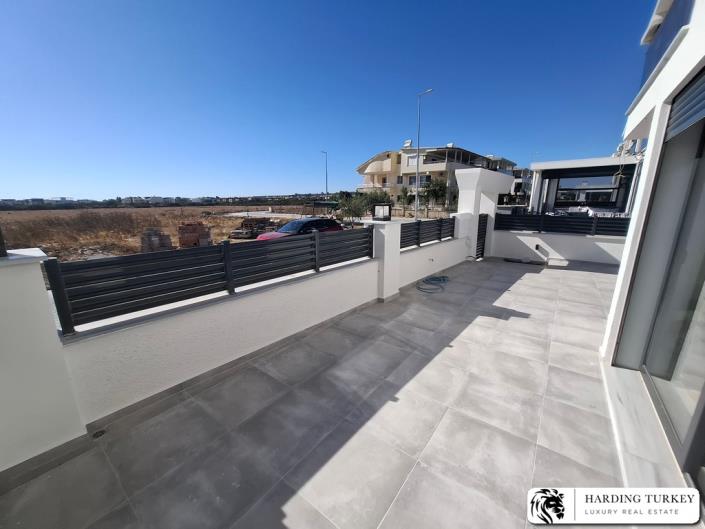 Image No.5-3 Bed Semi-Detached for sale