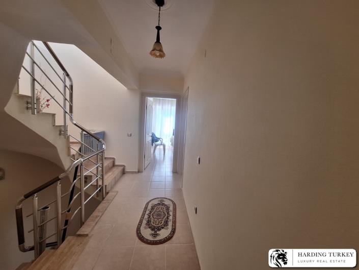 Image No.32-3 Bed Villa / Detached for sale