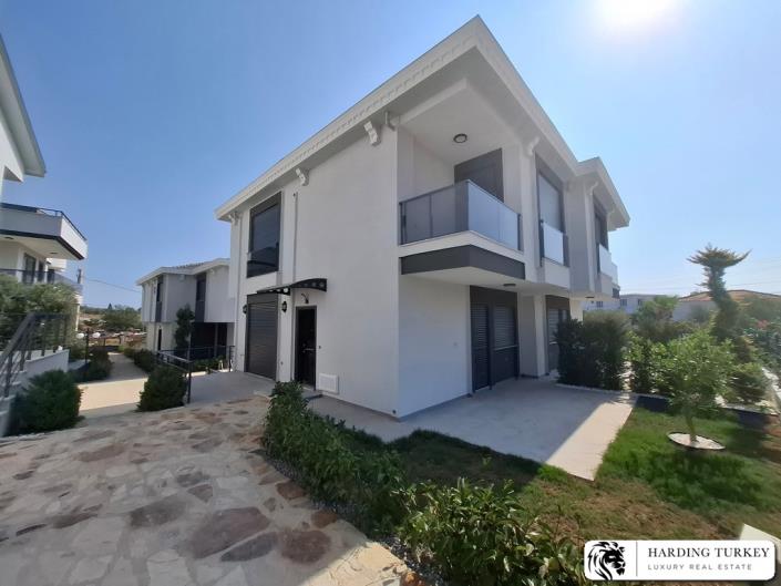 Image No.4-Jumelé de 3 chambres à vendre à Altinkum