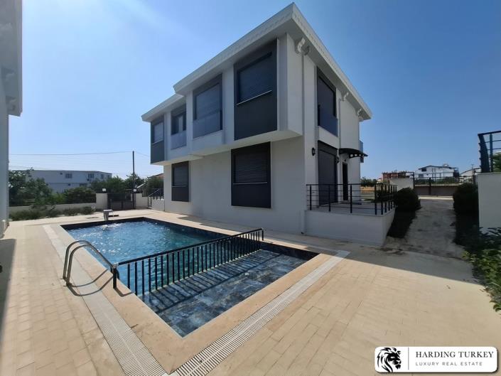 Image No.3-Jumelé de 3 chambres à vendre à Altinkum