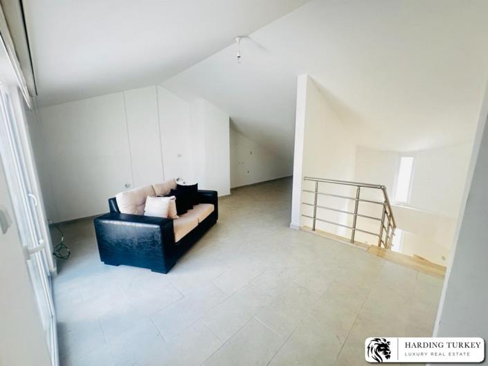 Image No.6-Jumelé de 4 chambres à vendre à Altinkum