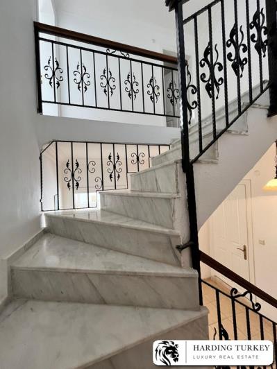 Image No.6-3 Bed Duplex for sale