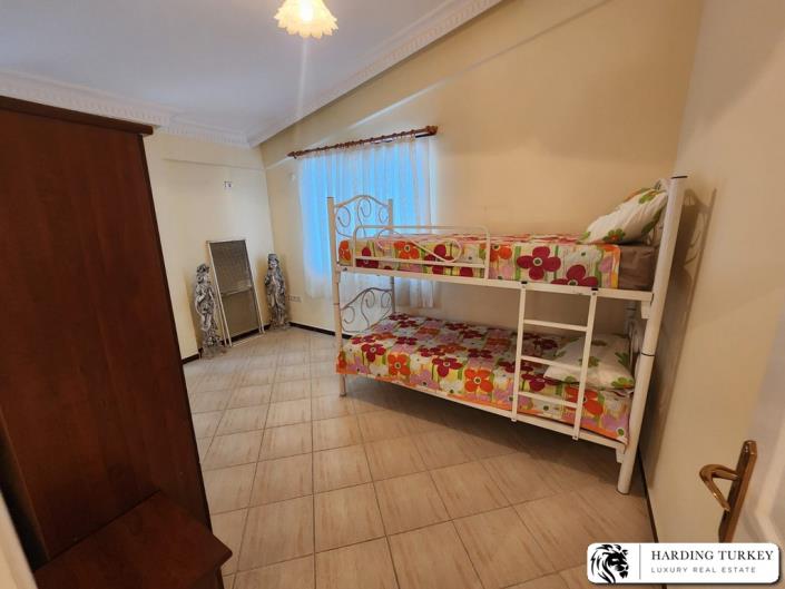 Image No.8-4 Bed Villa / Detached for sale