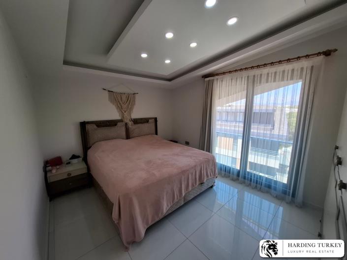 Image No.14-3 Bed Duplex for sale