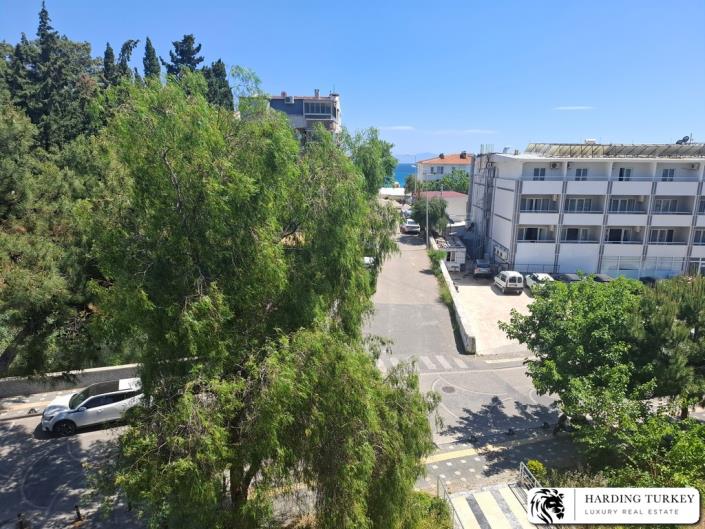 Image No.25-3 Bed Duplex for sale