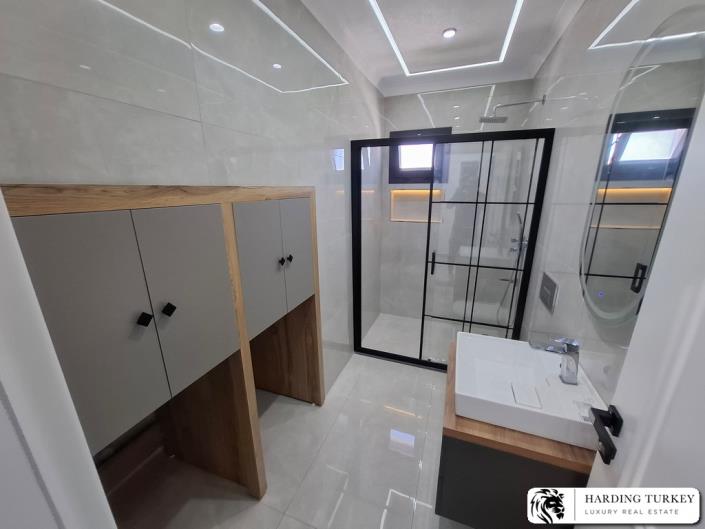 Image No.21-4 Bed Villa / Detached for sale