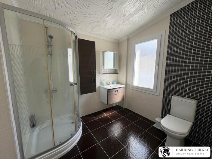 Image No.17-3 Bed Duplex for sale