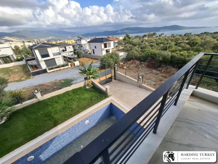 Image No.29-3 Bed Semi-Detached for sale