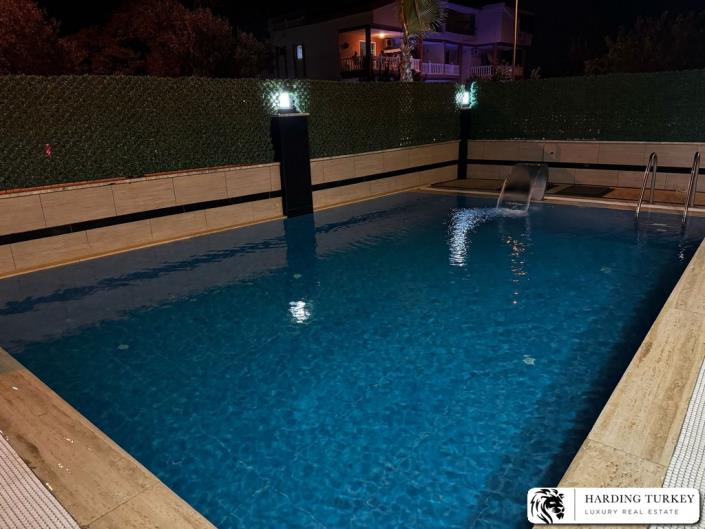 Image No.13-3 Bed Villa / Detached for sale