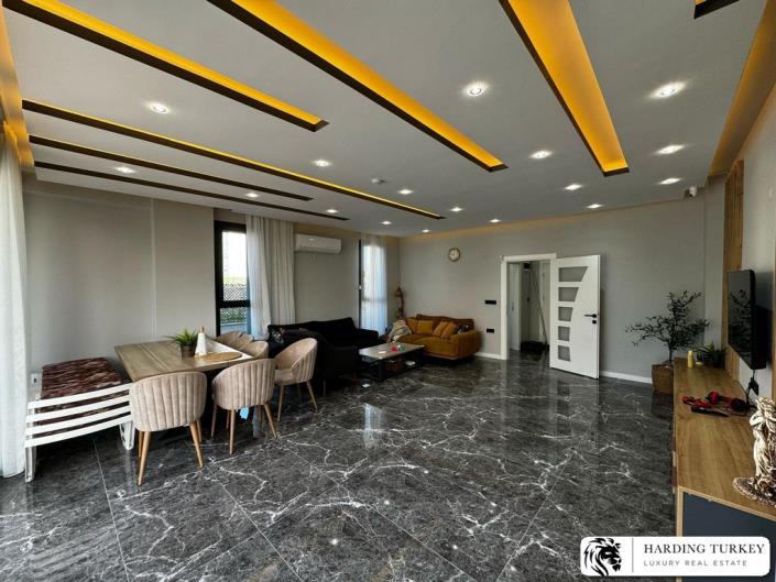 Image No.14-3 Bed Villa / Detached for sale