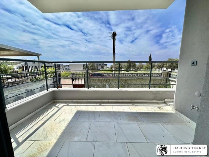 Image No.6-3 Bed Semi-Detached for sale