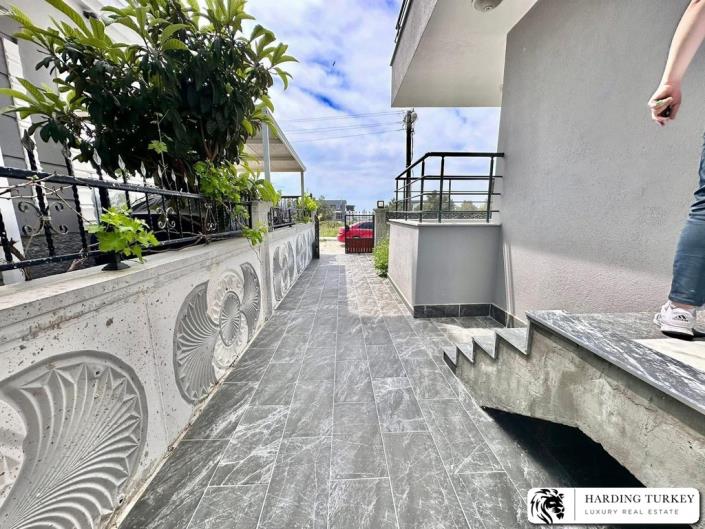 Image No.15-3 Bed Semi-Detached for sale