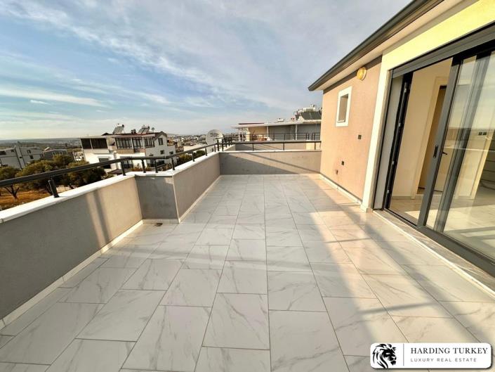 Image No.19-3 Bed Semi-Detached for sale