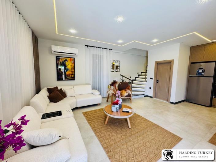 Image No.11-3 Bed Semi-Detached for sale