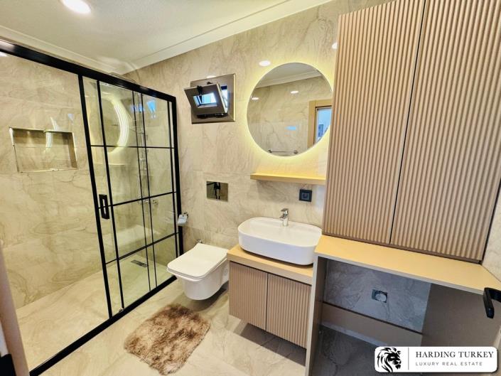 Image No.12-3 Bed Semi-Detached for sale