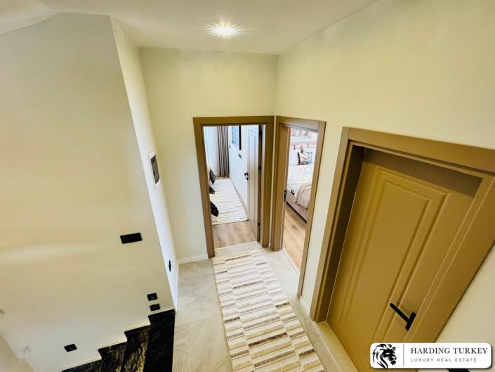 Image No.16-3 Bed Semi-Detached for sale