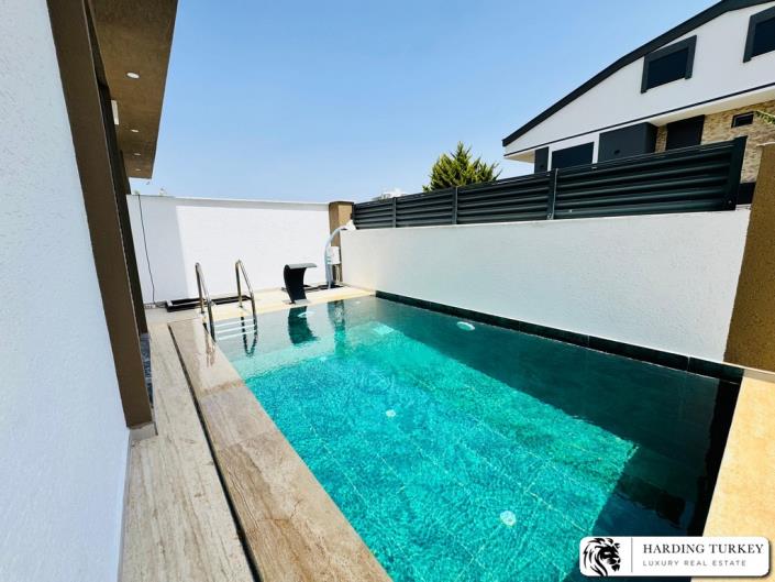 Image No.18-3 Bed Semi-Detached for sale