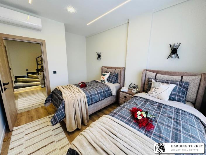 Image No.20-3 Bed Semi-Detached for sale