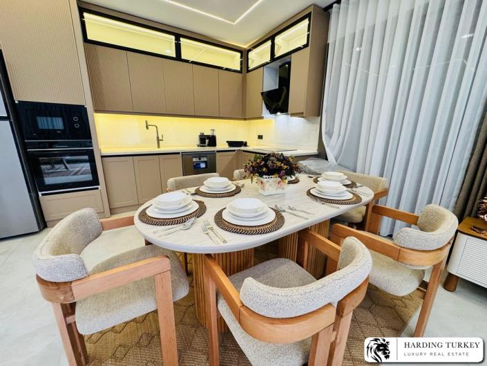 Image No.36-3 Bed Semi-Detached for sale