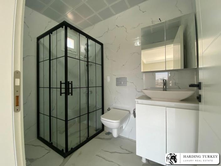 Image No.8-4 Bed Villa / Detached for sale