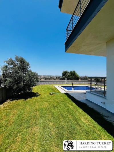 Image No.26-4 Bed Villa / Detached for sale