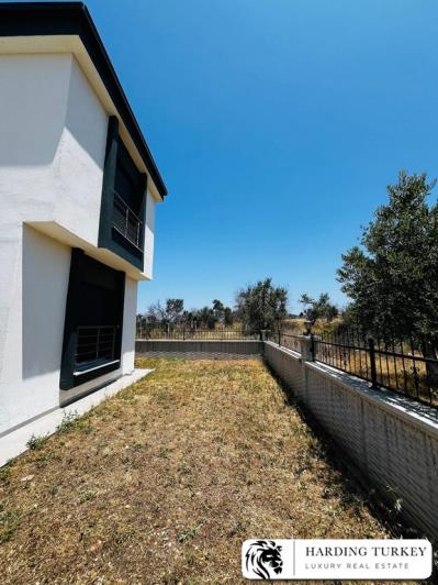 Image No.28-4 Bed Villa / Detached for sale