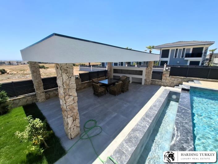 Image No.6-Villa / Détaché de 4 chambres à vendre à Altinkum