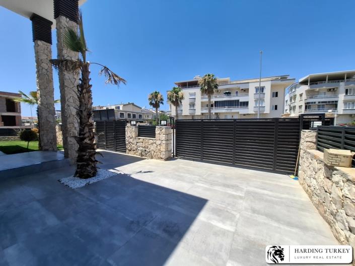 Image No.15-Villa / Détaché de 4 chambres à vendre à Altinkum