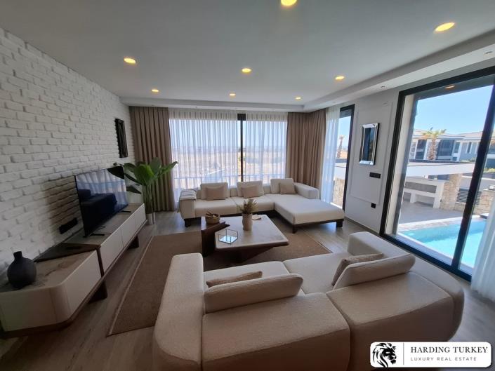 Image No.22-Villa / Détaché de 4 chambres à vendre à Altinkum