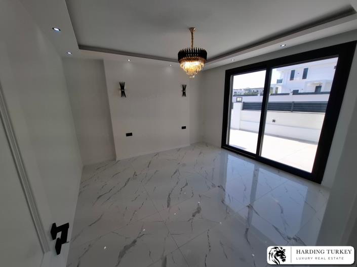 Image No.16-4 Bed Villa / Detached for sale