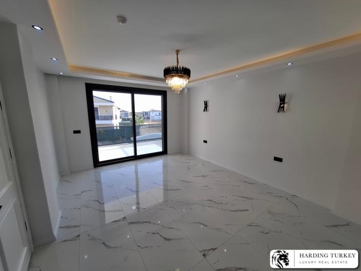 Image No.21-4 Bed Villa / Detached for sale